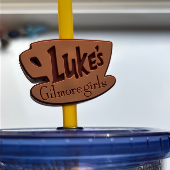 Luke's Diner Blue Tumbler - Picture 3 of 6